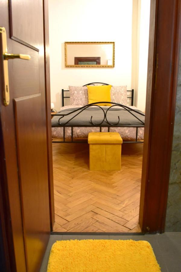 Apartment Lesser Town! Praga Exterior foto